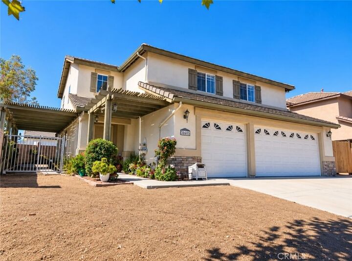Property Photo:  31685 Canyon Ridge  CA 92532 