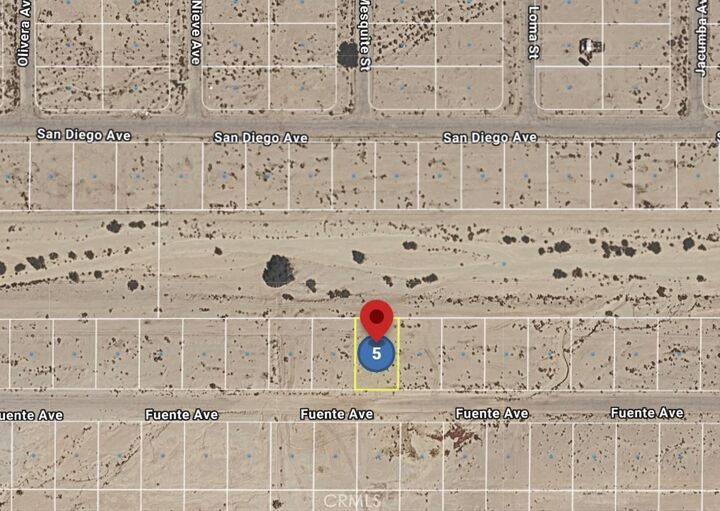 Property Photo: 950 Fuente CA 92274
