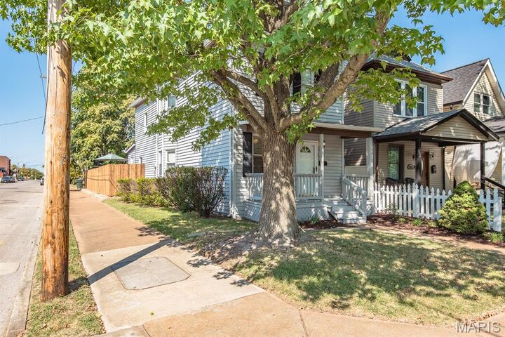 Property Photo:  5387 Reber Place  MO 63139 