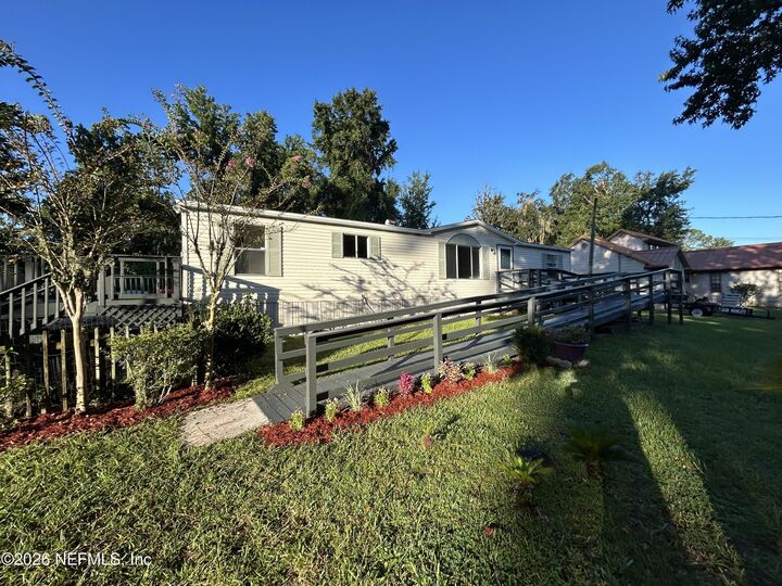 Property Photo:  1150 Floyd Street  FL 32003 