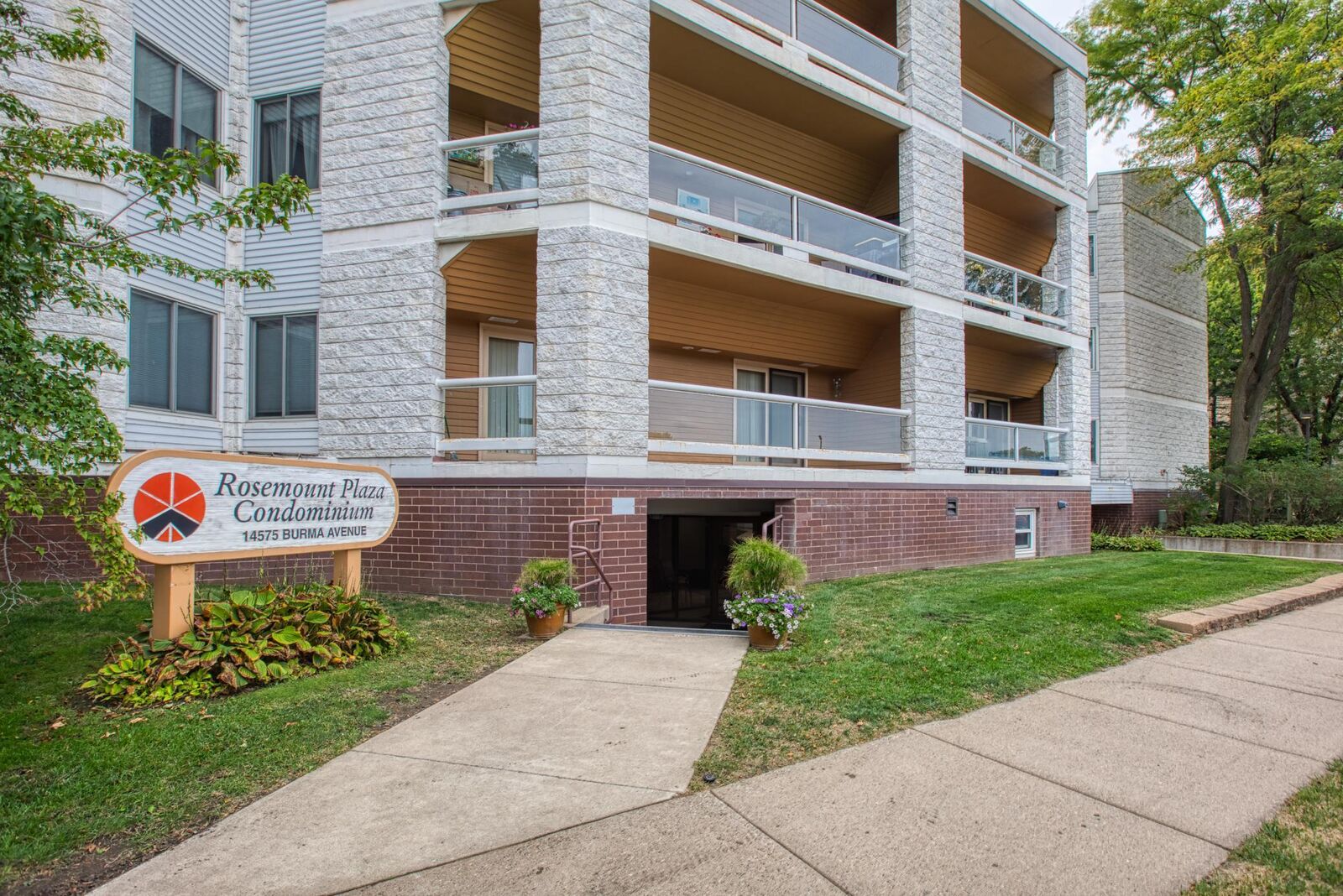 Property Photo: 14575 Burma Avenue W 201 MN 55068