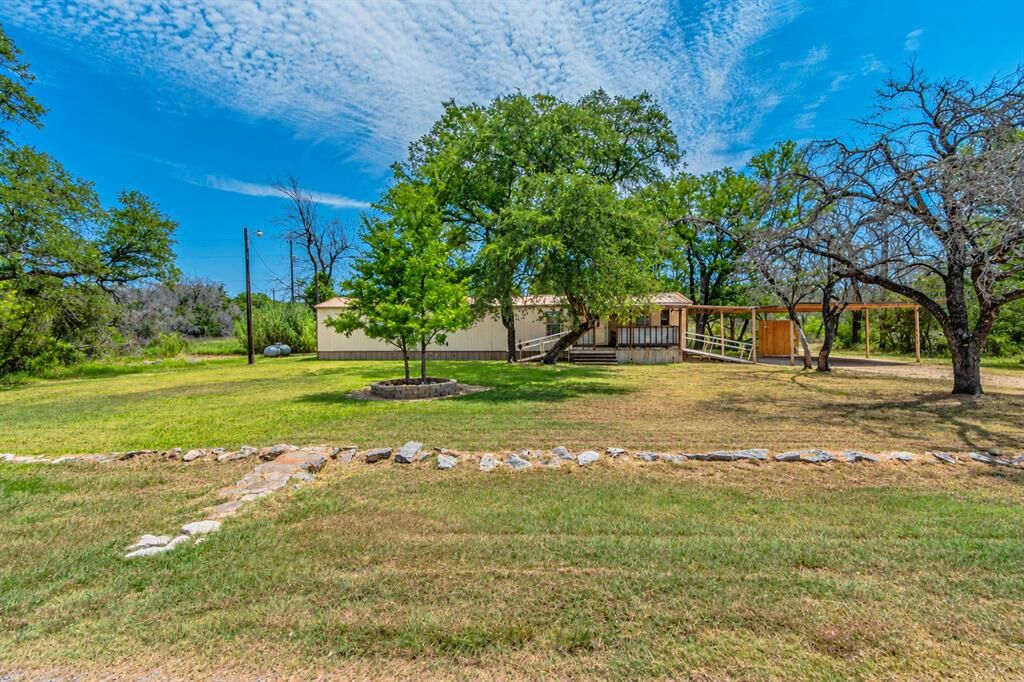 Property Photo:  4217 Cottonwood Drive  TX 76048 