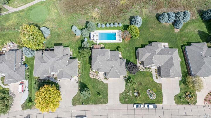 Property Photo: 611 E St Andrews Circle SD 57049