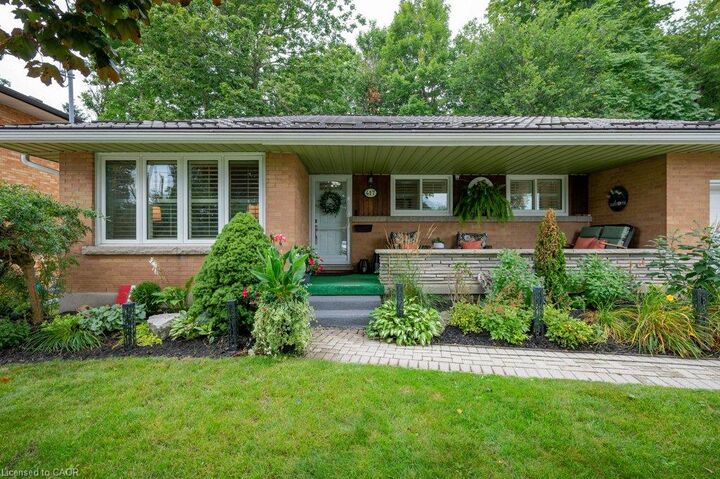 Property Photo: 417 Edwin Street ON N2H 4P7