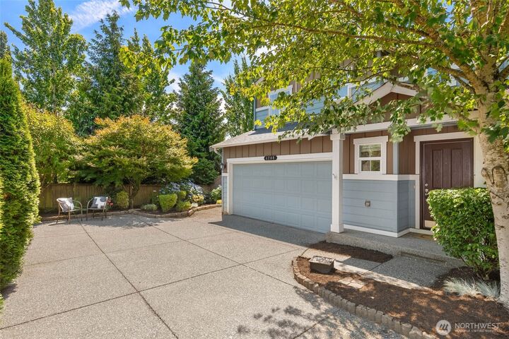 Property Photo:  4200  166th Place SE  WA 98012 