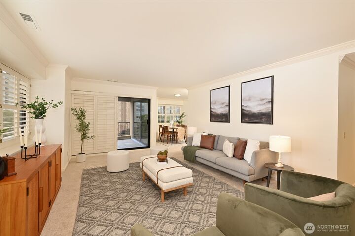 Property Photo:  1301  Spring Street 6D  WA 98104 