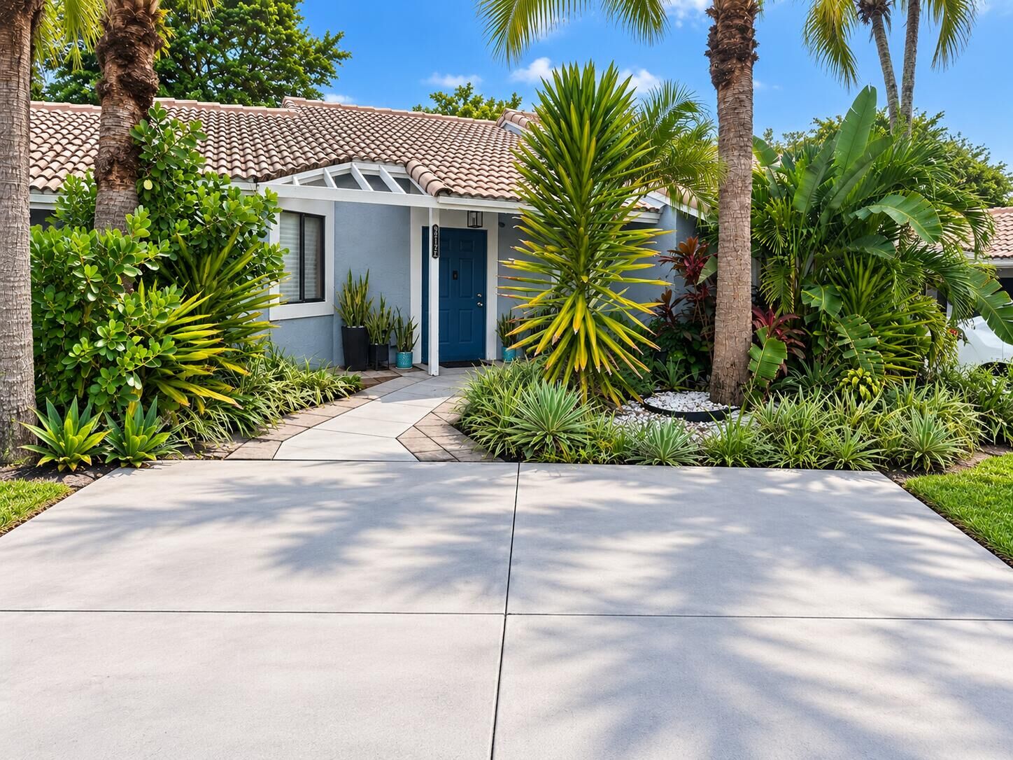 Property Photo: 9912 Watermill Circle FL 33437
