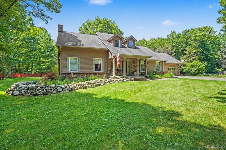 Property Photo:  3284 Pratt Road  MI 48455 