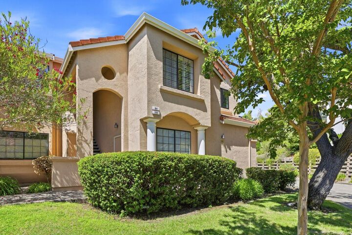 Property Photo: 84 Tahoe Court 203 CA 94582