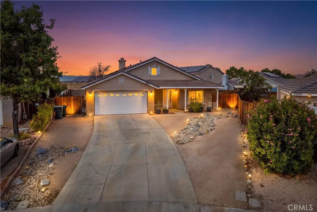 Property Photo:  2335 Gable Court  CA 93560 