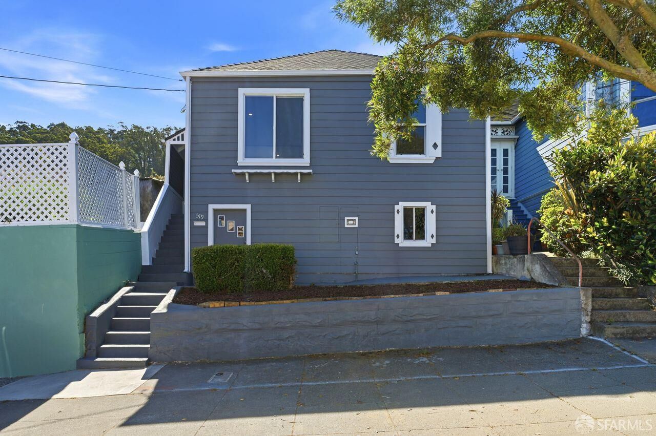 Property Photo:  519 Bellevue Avenue  CA 94014 