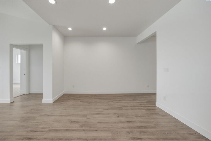 Property Photo:  4586 Brook Ct.  WA 99353 