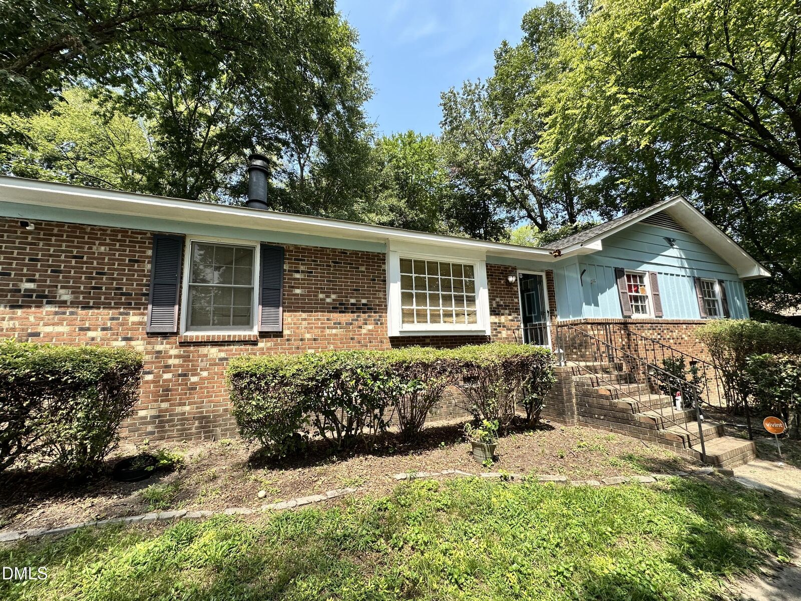 Property Photo: 4117 Willow Oak Road NC 27604
