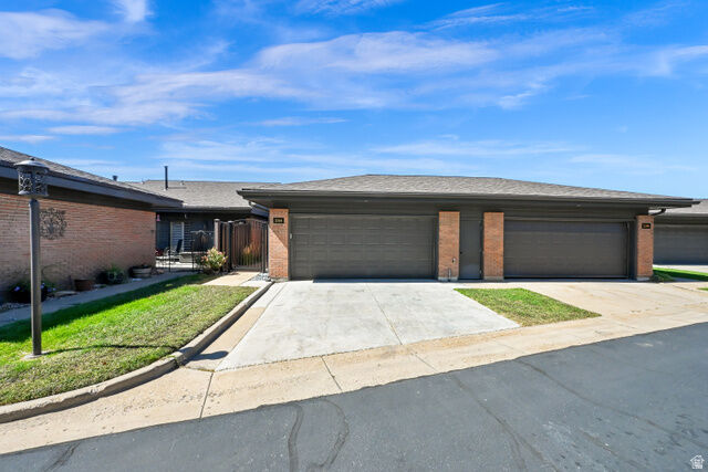 Property Photo: 2314 S Ridgewood Way UT 84010