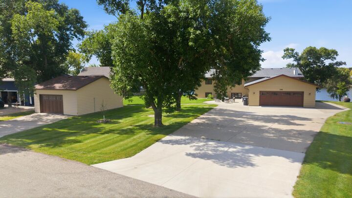 Property Photo:  186 Sunrise Drive  SD 57451 