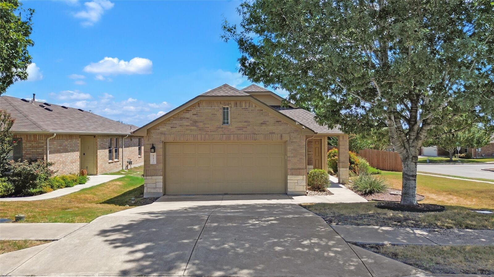 Property Photo:  112 Willow Leaf Lane  TX 78610 