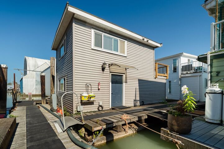 Property Photo:  23080 Dyke Road 5  BC V6V 1E1 
