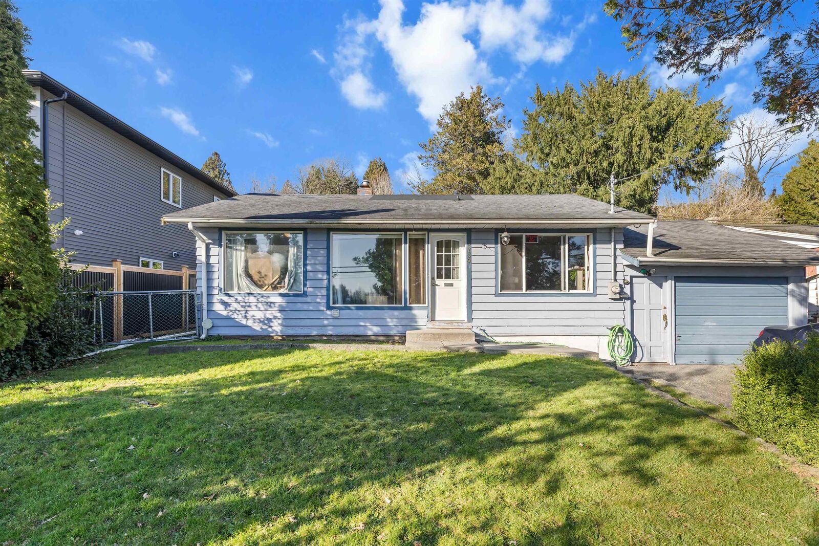 Property Photo: 32739 Fraser Crescent BC V2V 1C9