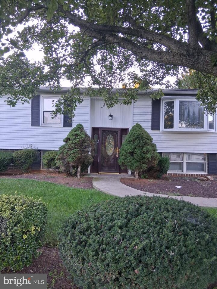 Property Photo: 168 Butternut Court PA 19608
