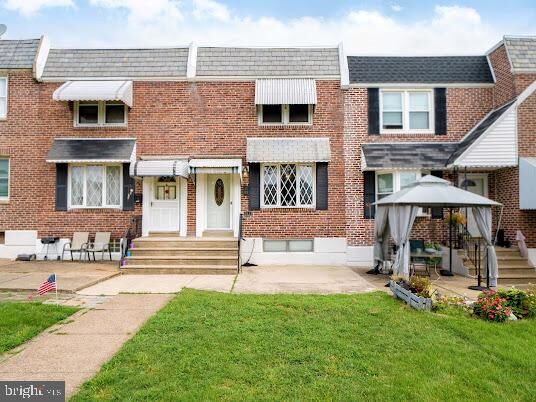 Property Photo:  2819 Glenview Street  PA 19149 