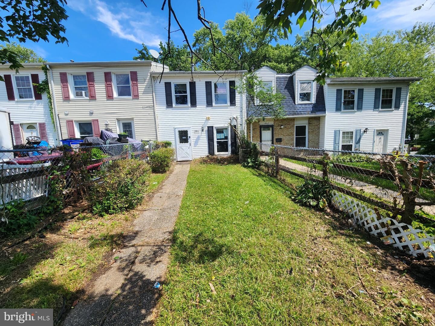 Property Photo:  1005 Waterside Court  MD 21040 