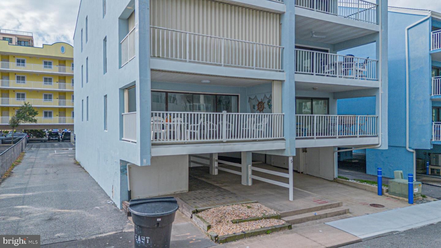 Property Photo:  5 60th Street 1E  MD 21842 