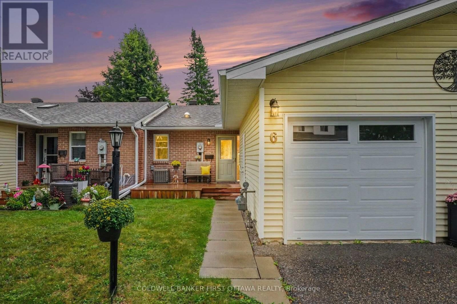 Photo de la propriété: 6 Bathurst Road ON K7H 0B2