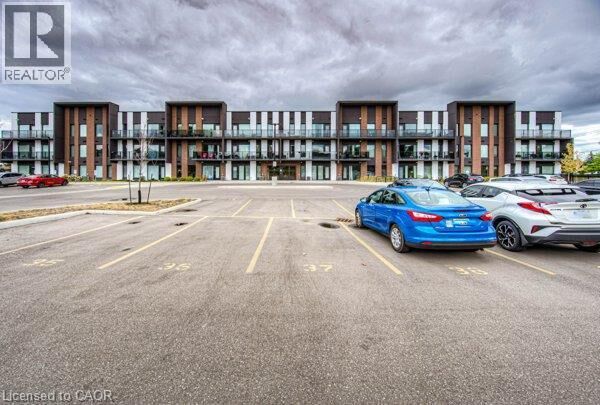 Property Photo:  5 Wake Robin Drive 107  ON N2E 0H6 