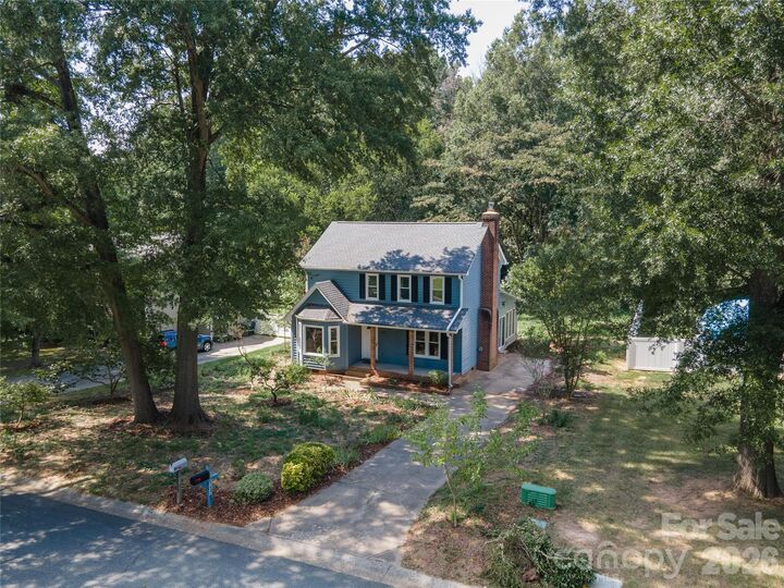 Property Photo:  10717 Danesway Lane  NC 28031 
