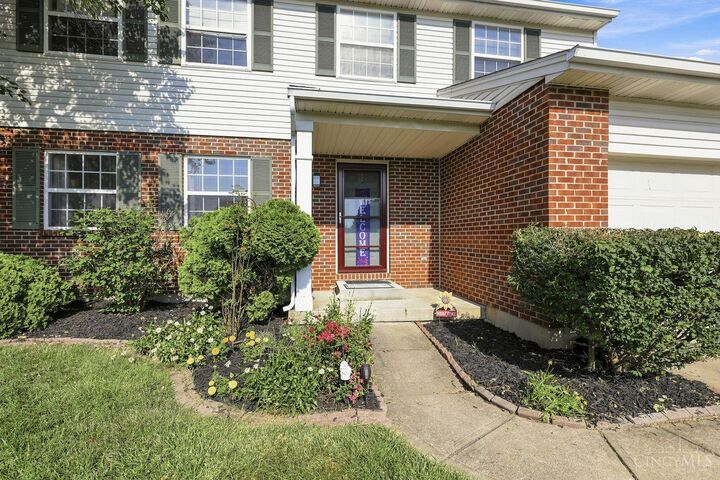 Property Photo: 8031 Simpson Creek Way OH 45040