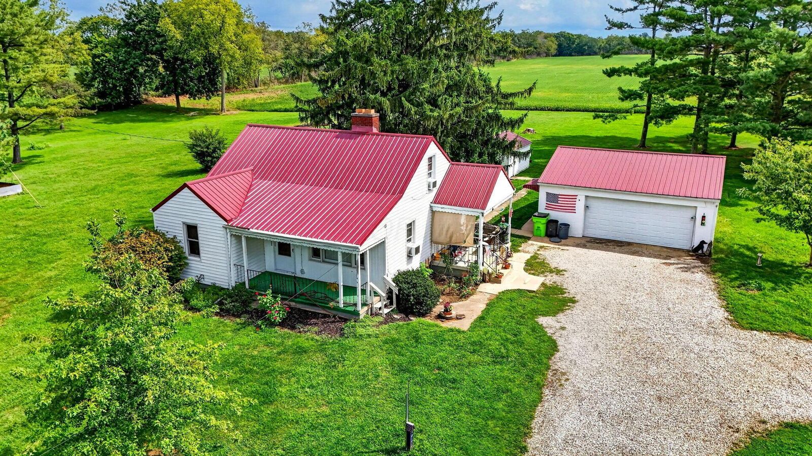 Property Photo:  20540 Ringgold Southern Road  OH 43113 