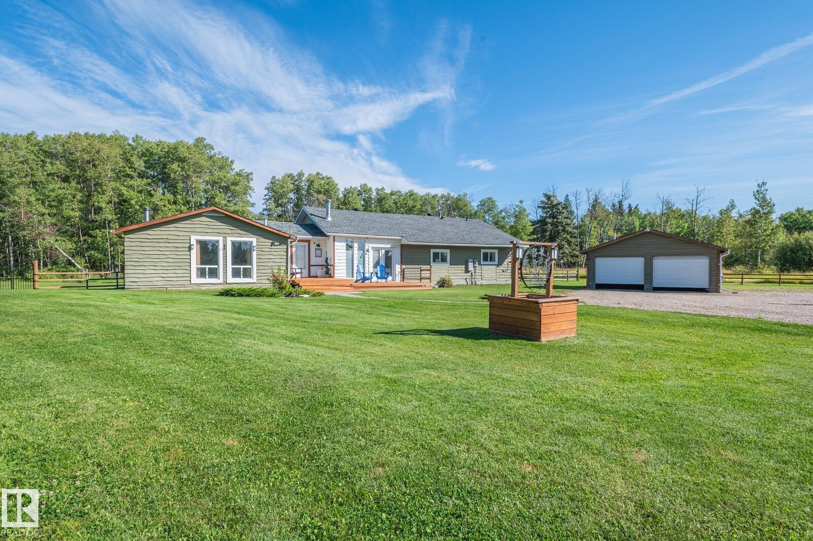 Property Photo:  21508 Wye Road  AB T8E 2J2 