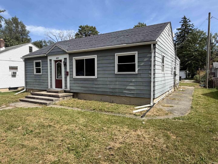 Property Photo: 4821 Weisser Park Avenue IN 46806