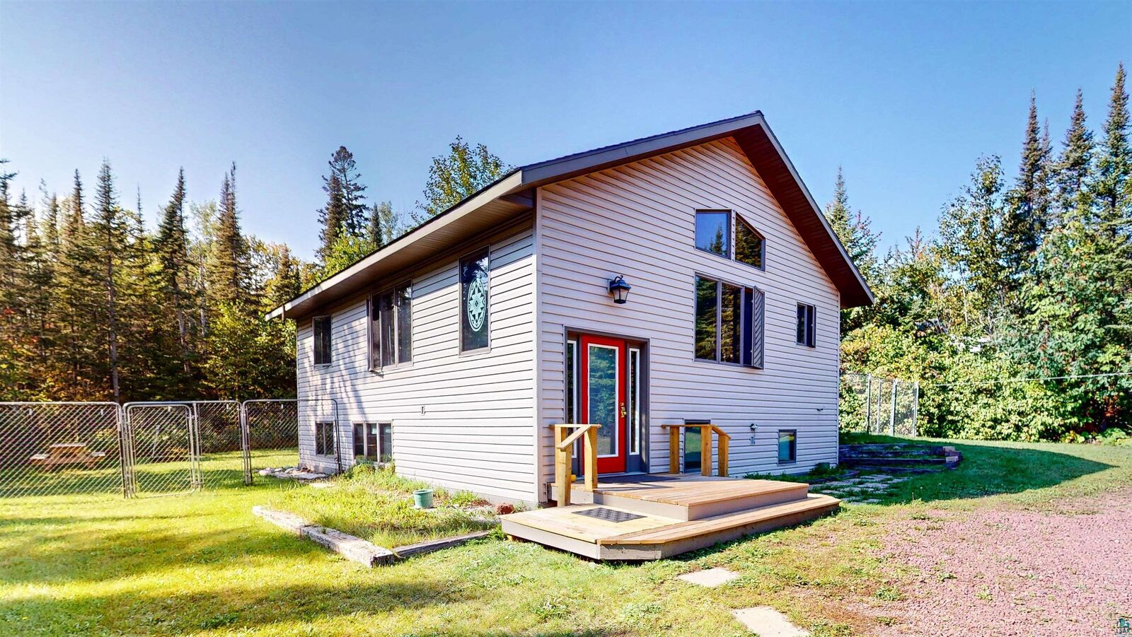 Property Photo: 535 Humphrey Cr MN 55604