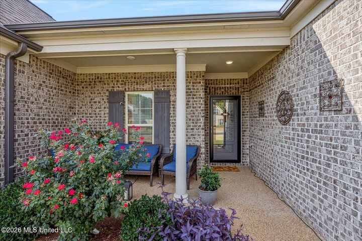 Property Photo:  4969 Witt Cove  MS 38654 