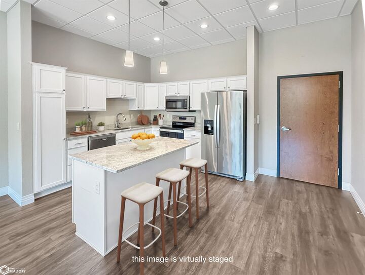 Property Photo:  110 Rocksylvania Ave,  Unit 204  IA 50126 