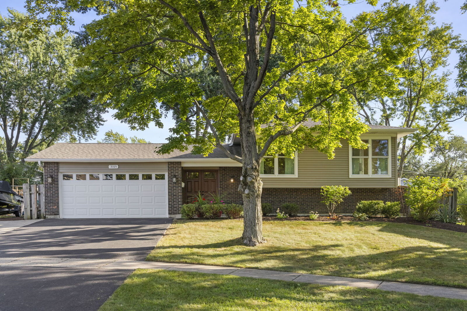 Property Photo: 3105 Andrea Court IL 60517
