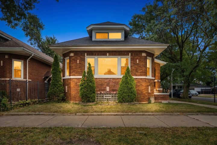Property Photo:  9257 S Ada Street  IL 60620 