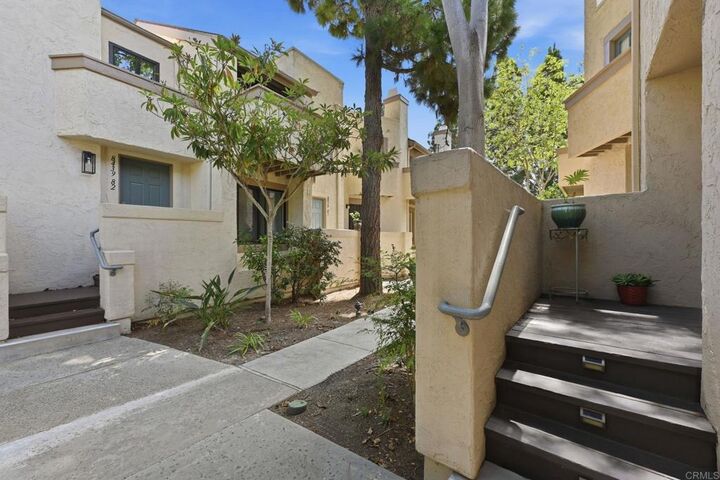 Property Photo:  8437 Via Mallorca  CA 92037 
