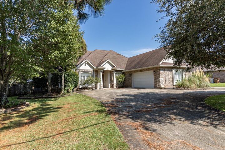 Property Photo: 1866 Sunrise Drive FL 32566