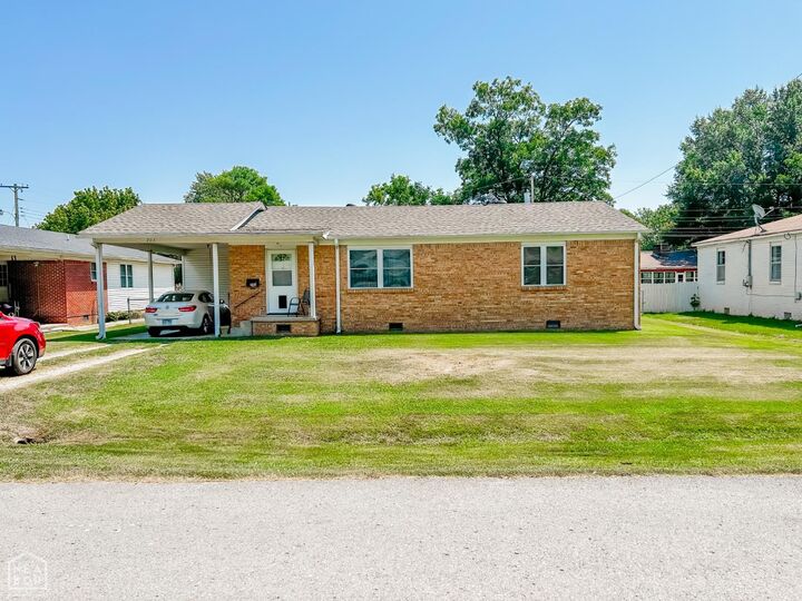 Property Photo:  703 E Elm Street  AR 72476 