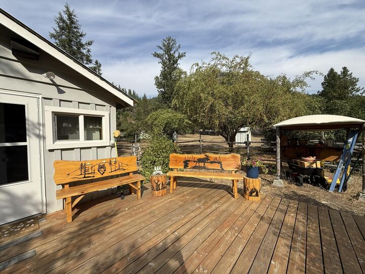 Property Photo:  15316 S Highway 21  WA 99166 