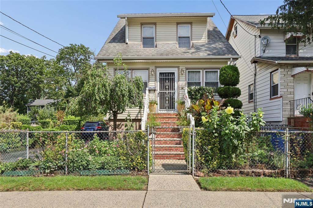 Property Photo: 205 Warren Street NJ 07631