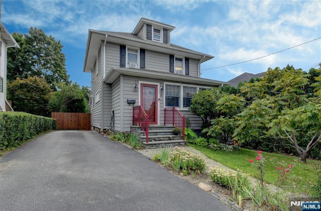 Property Photo:  311 Highland Street  NJ 07005 