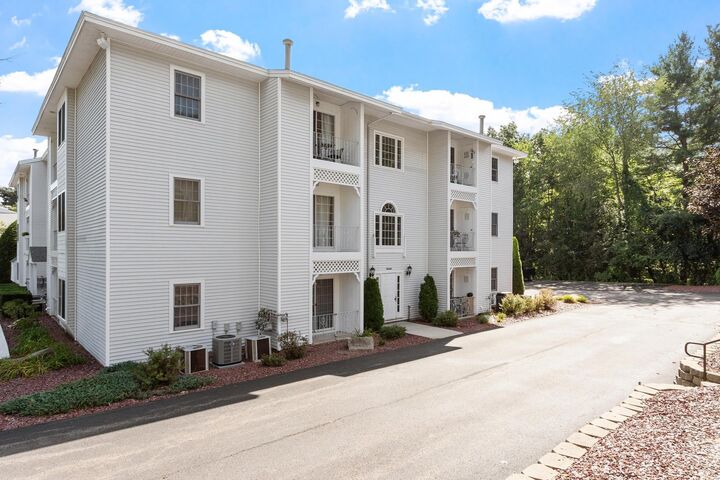 Property Photo: 28 James Street NH 03055-4970
