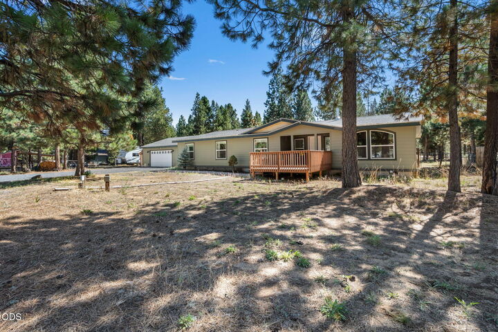 Property Photo: 15781 Lava Drive OR 97739