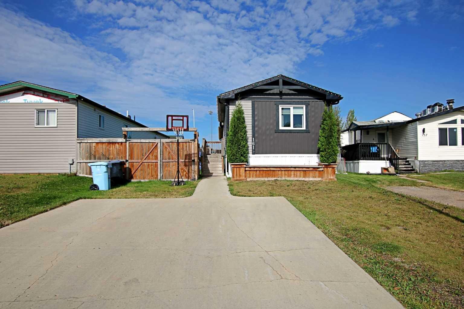 Property Photo:  161 Card Crescent  AB T9K 2H6 