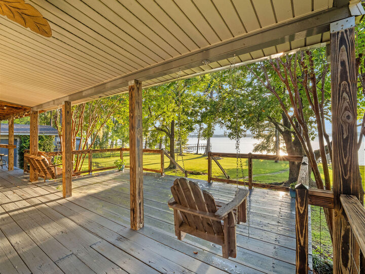 Property Photo:  120 Lakeshore  LA 71446 