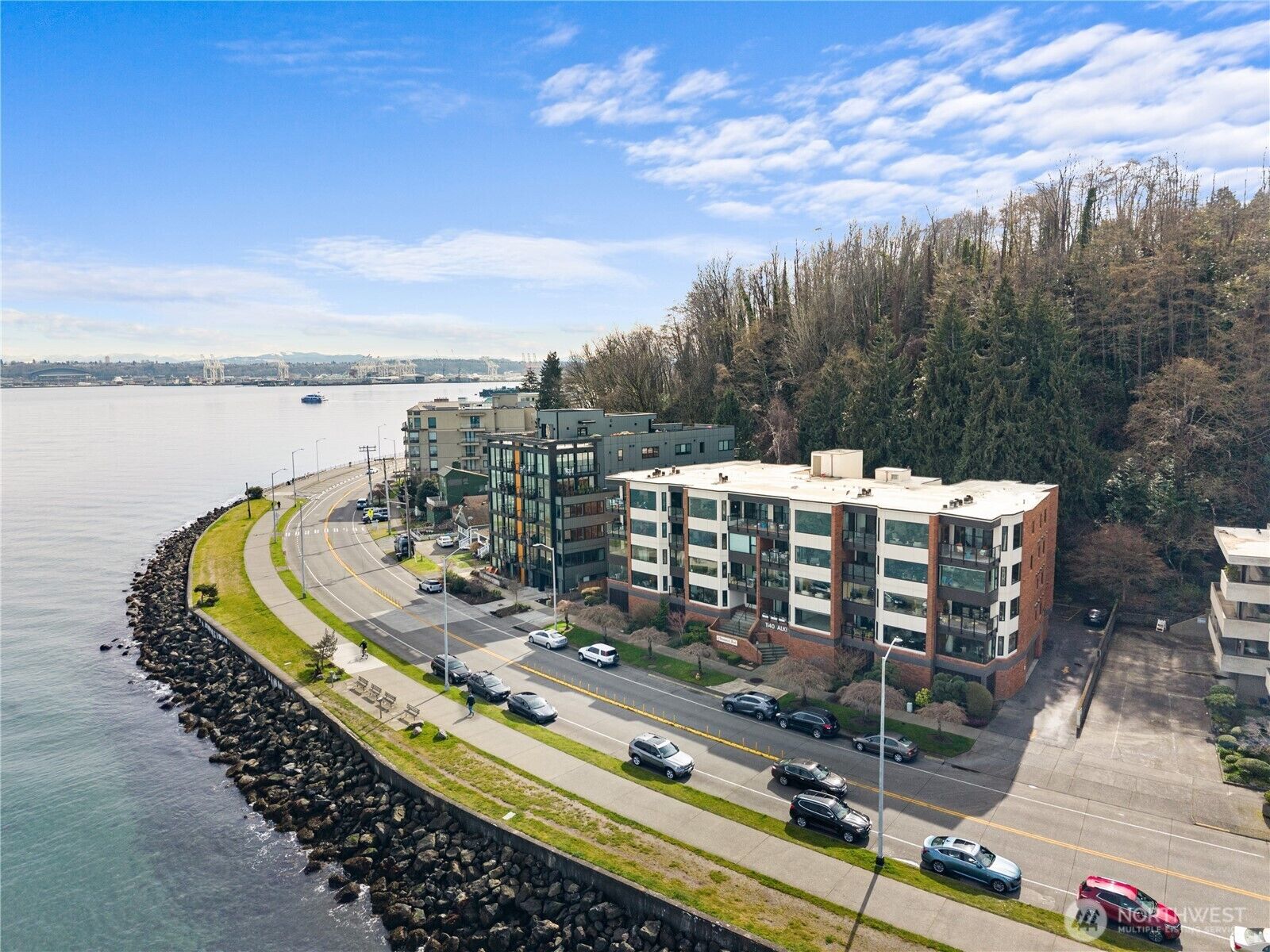 Property Photo: 1140 Alki Avenue SW 204 WA 98116