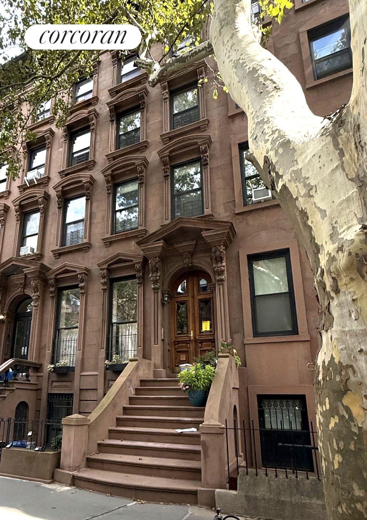 Property Photo:  7 S Oxford Street  NY 11217 
